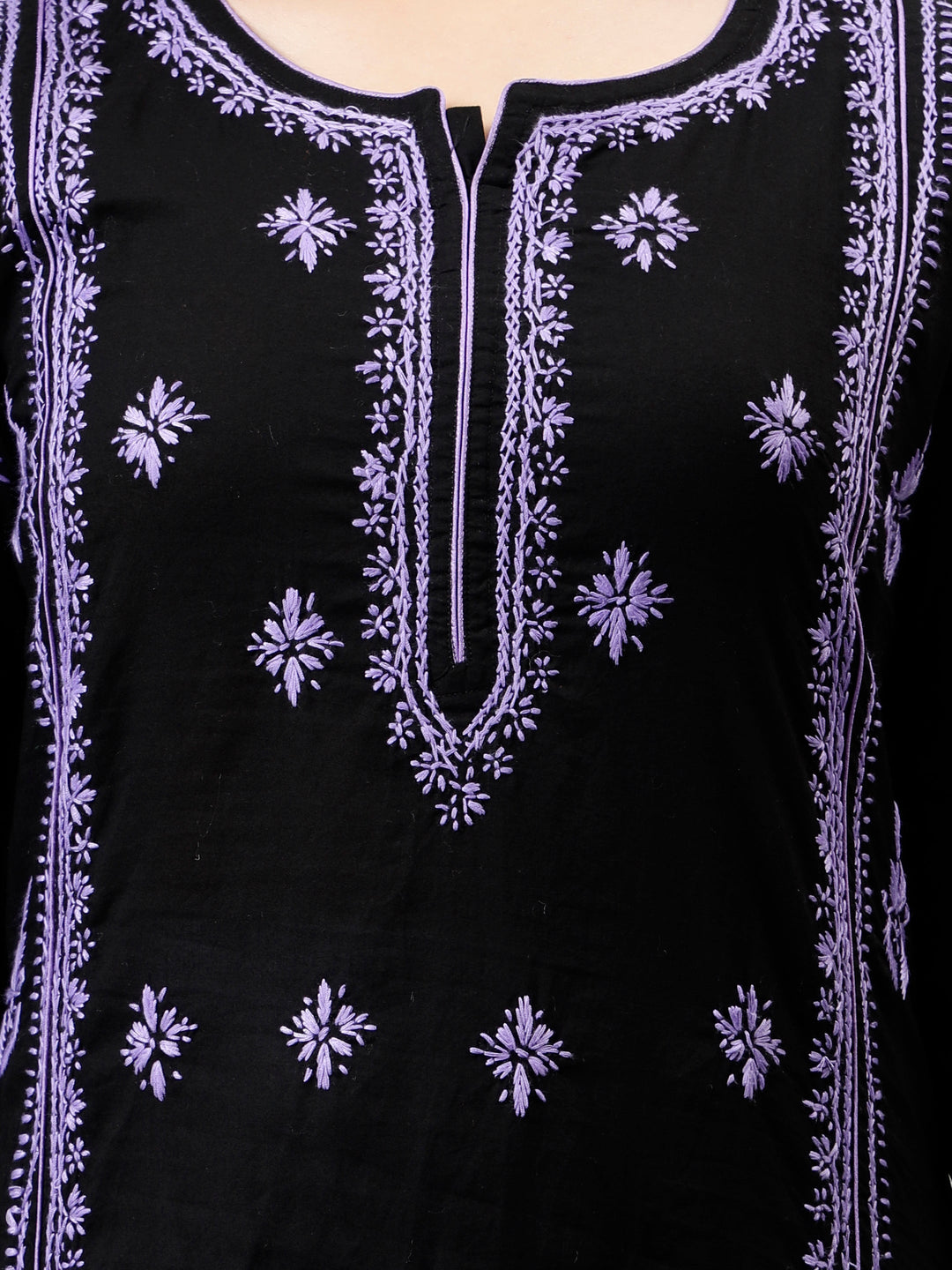 Black-Cotton-Hand-Embroidered-Chikankari-Kurti
