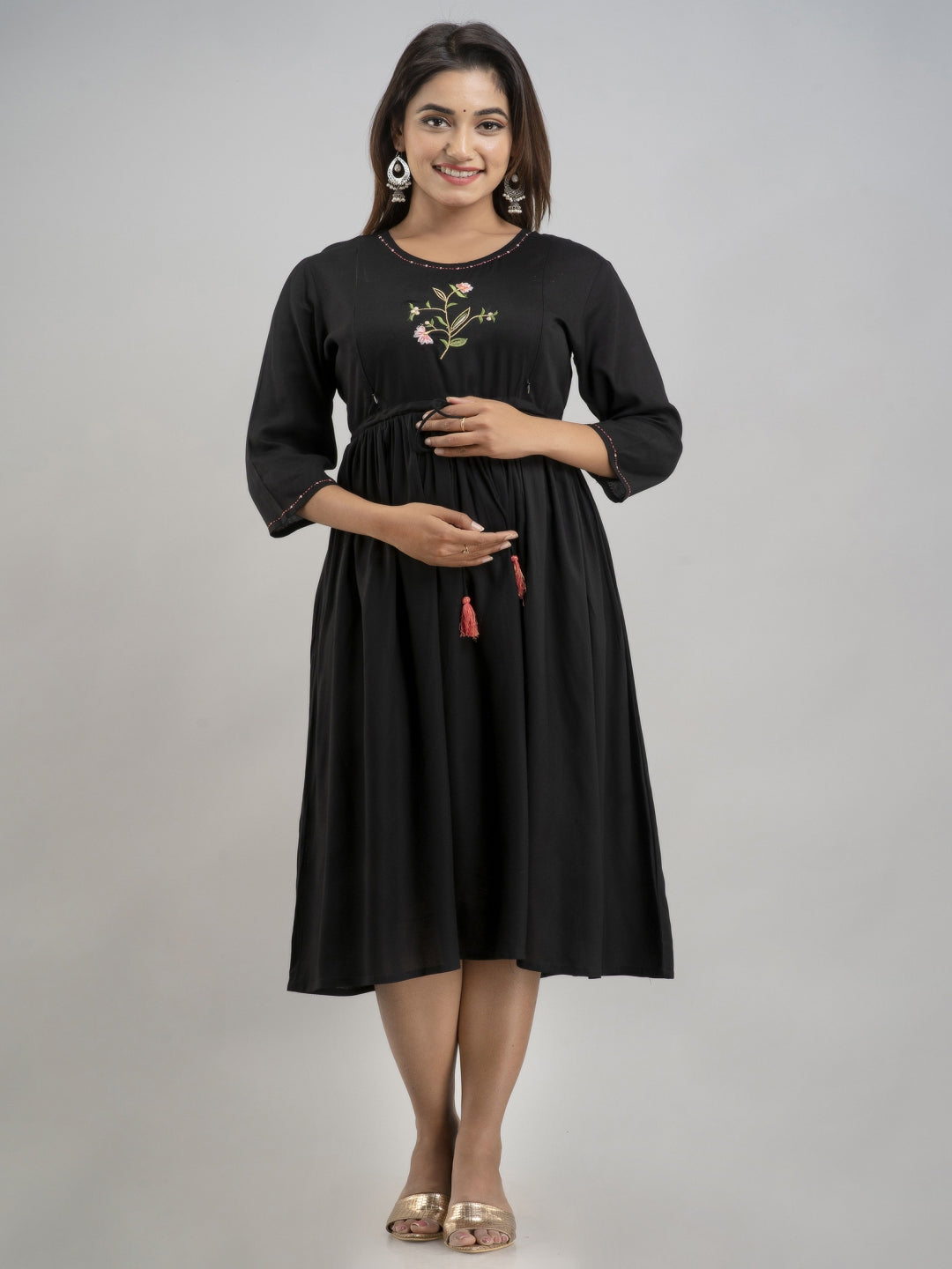 Black-Rayon-Embroidered-Maternity-Kurta