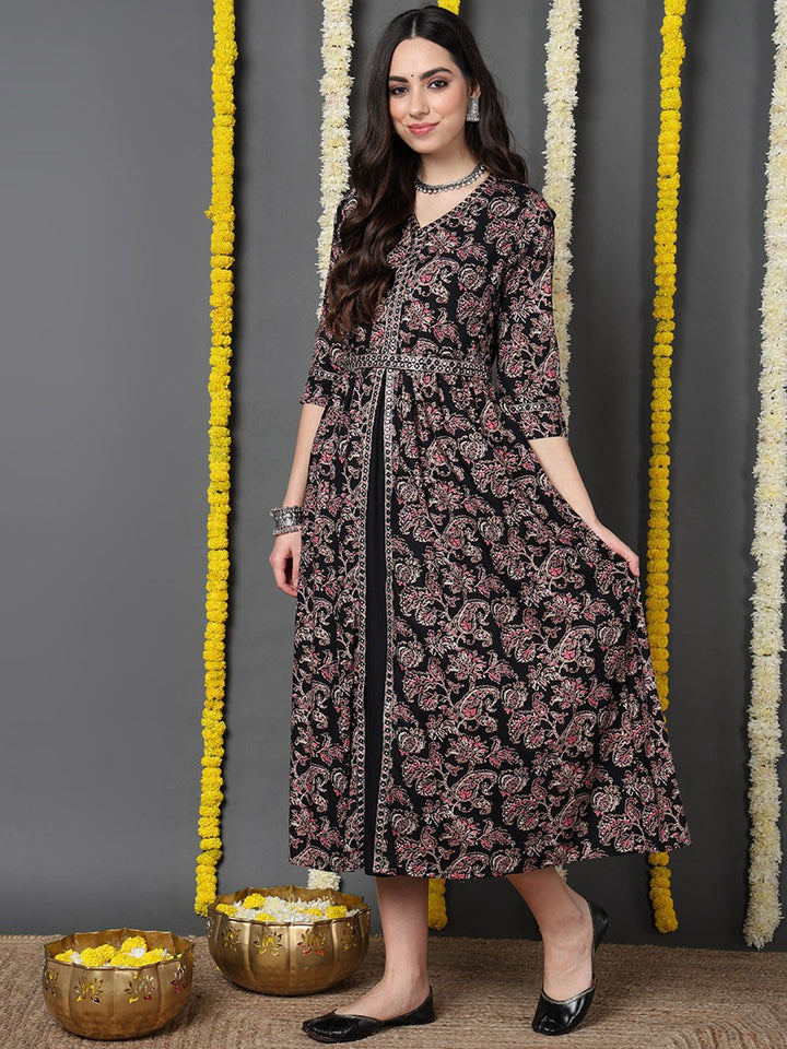 ZERESOUQ-Black-Viscose-Rayon-Floral-Printed-A-Line-Kurta