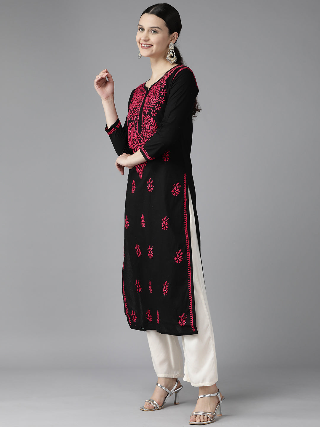 Black & Magenta Embroidered Chikankari Cotton Kurta