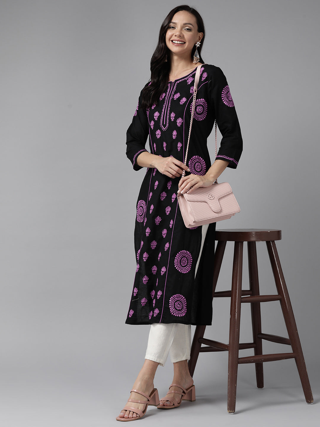 Black & Mauve Cotton Artisan Embroidered Chikankari Kurta