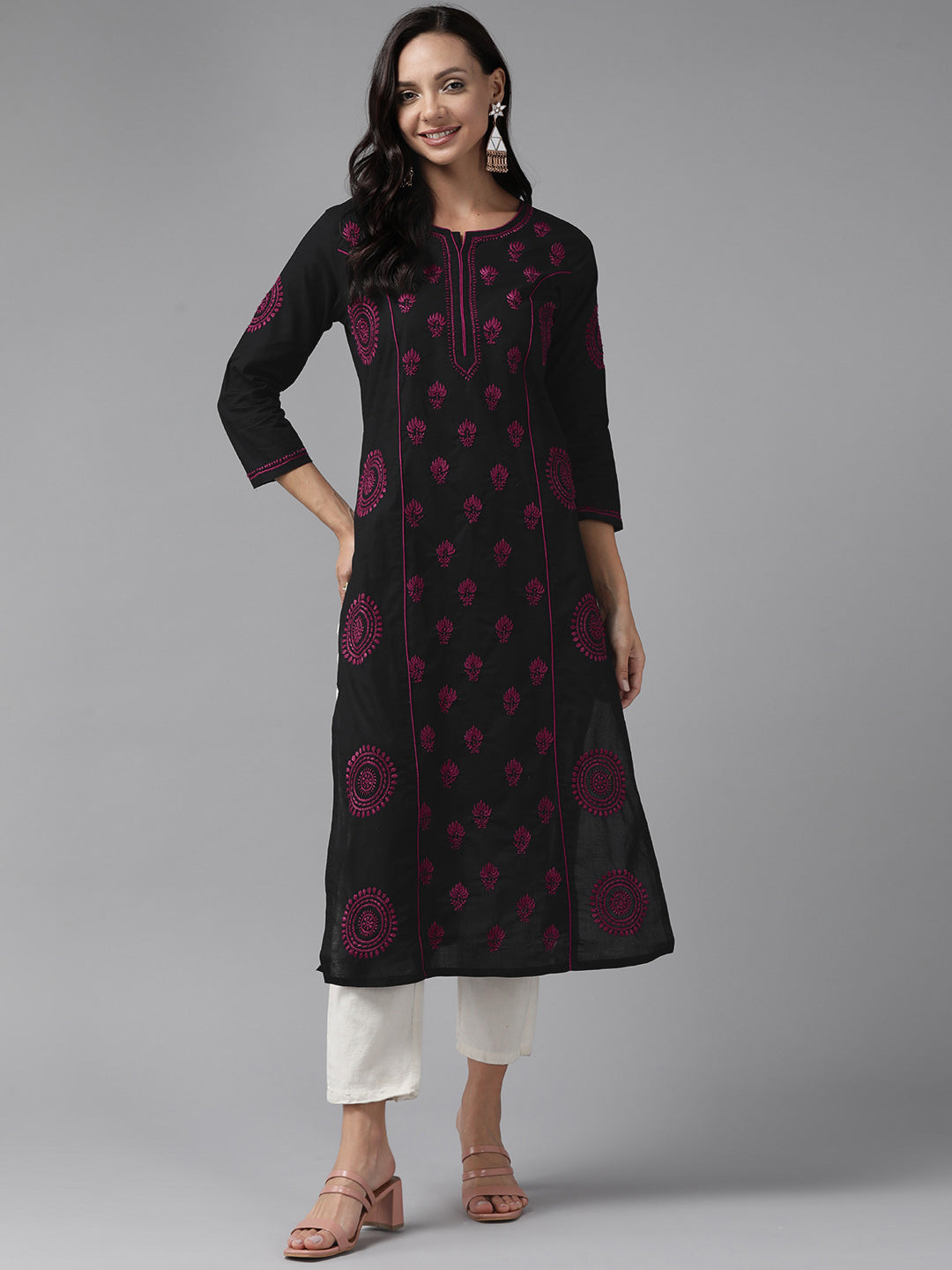 Black & Mauve Cotton Artisan Embroidered Chikankari Kurta