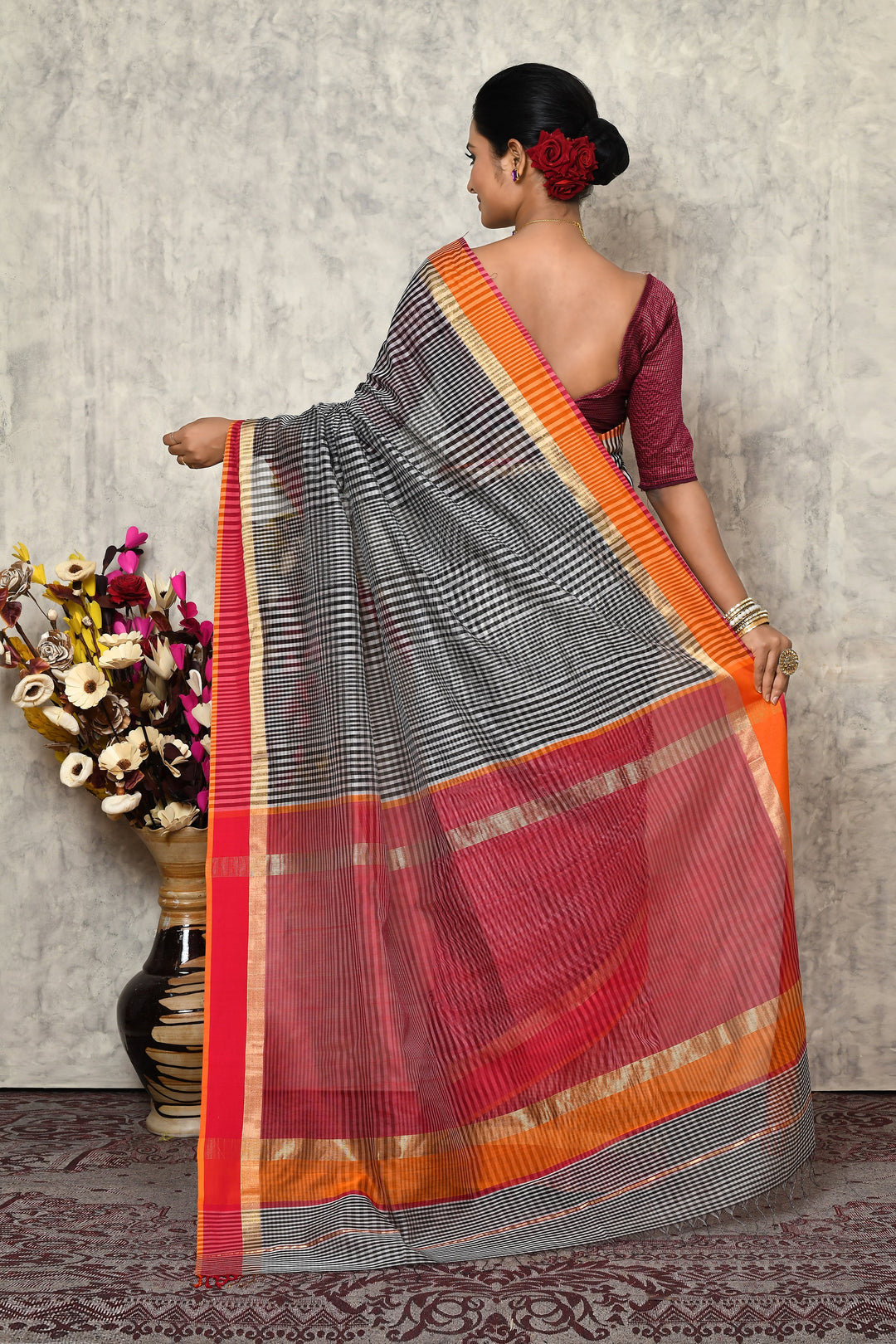 Black & Pink Pure Maheshwari Silk Saree