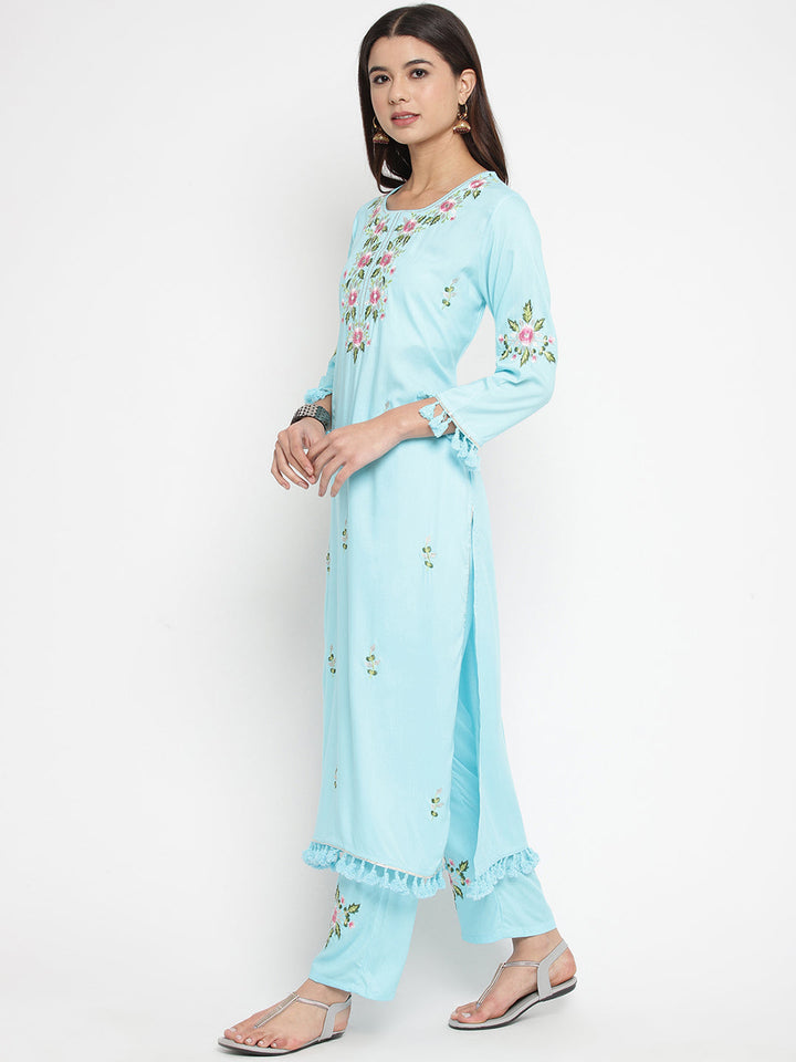 Blue Embroidered Kurta With Trousers Dupatta