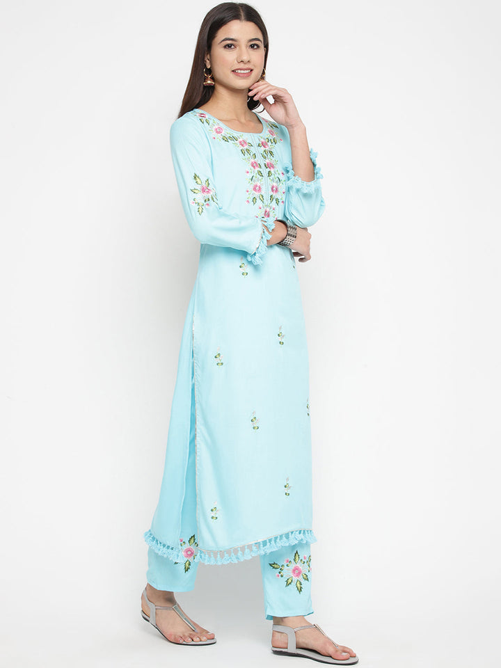 Blue Embroidered Kurta With Trousers Dupatta