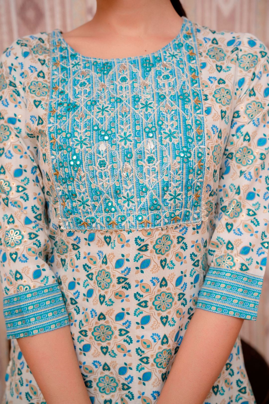 Blue-Embroidered-Long-Straight-Cotton-3-Piece-Kurta-Set