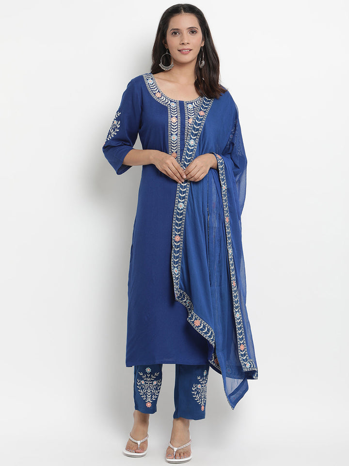 Blue Solid Kurta With Trousers Dupatta