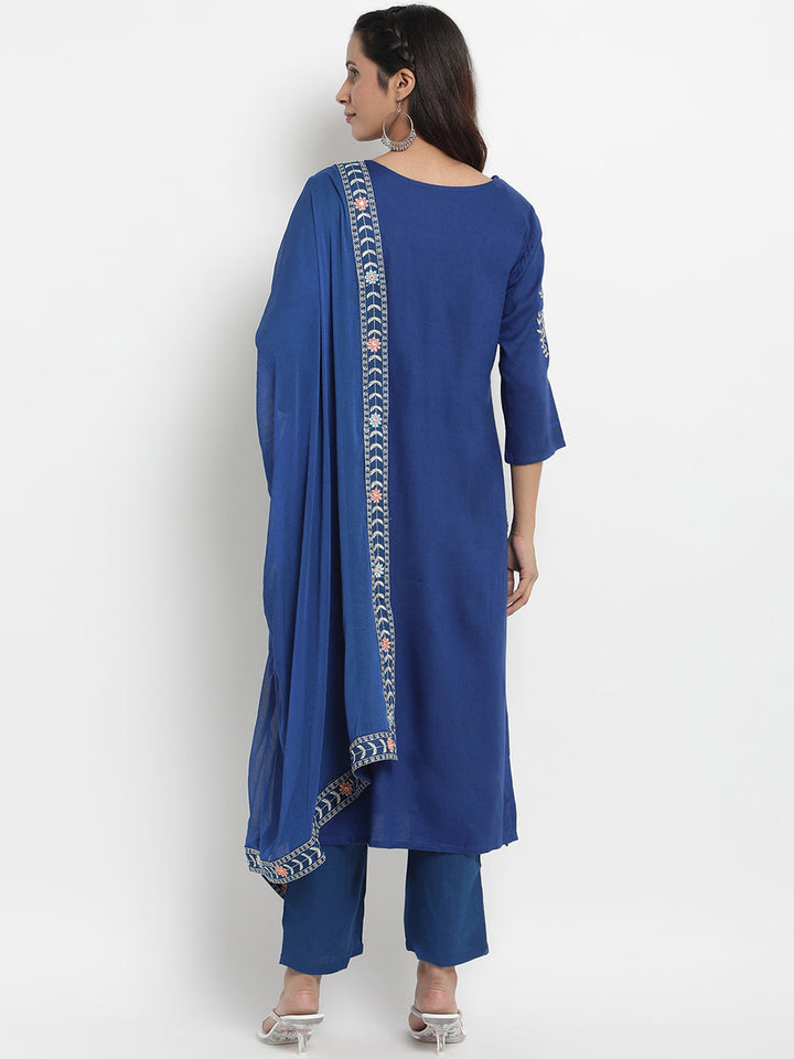 Blue Solid Kurta With Trousers Dupatta