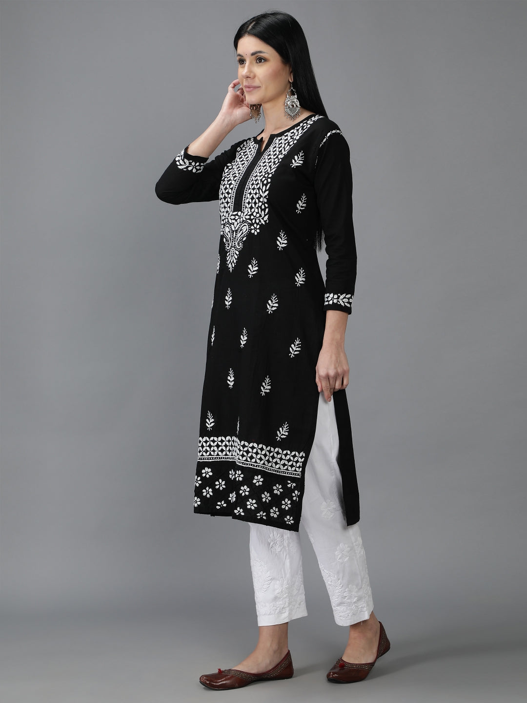 Chikankari-Embroidered-Black-Cotton-Kurta