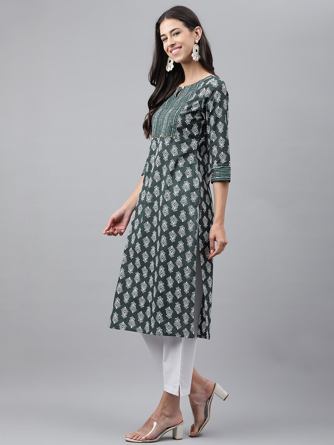 Dark Green Cotton Ethnic Motif Straight Kurta