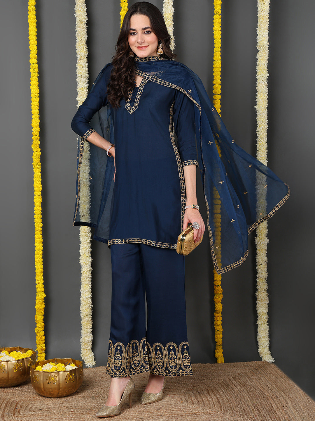 ZERESOUQ-Blue-Silk-Blend-Solid-Embroidered-Straight-Kurta-Palazzo-With-Dupatta