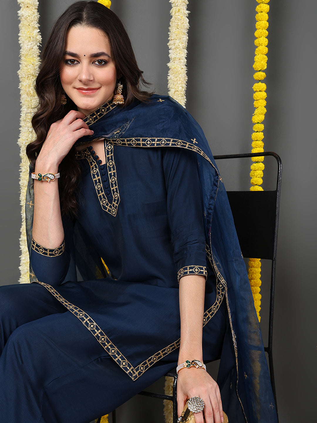 ZERESOUQ-Blue-Silk-Blend-Solid-Embroidered-Straight-Kurta-Palazzo-With-Dupatta