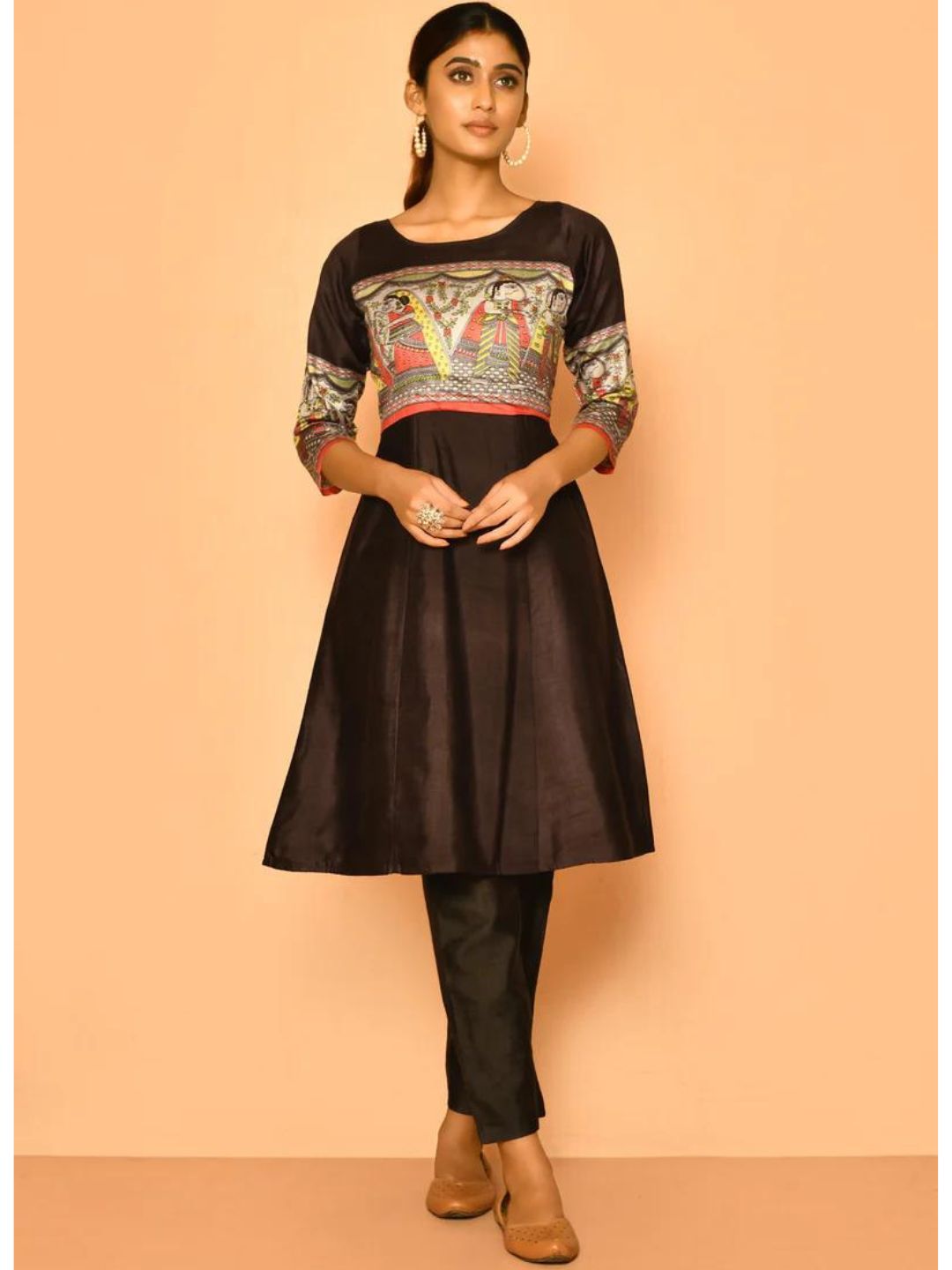 ZERESOUQ-Diti-Black-Handloom-Madhubani-Cotton-Silk-Kurta-Set