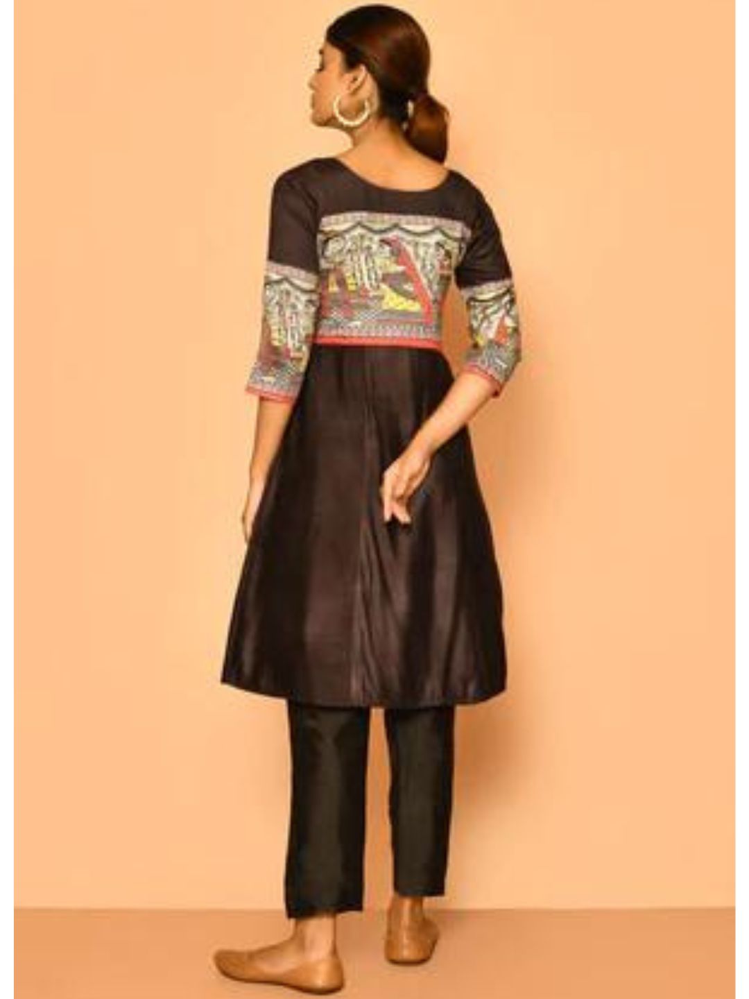 ZERESOUQ-Diti-Black-Handloom-Madhubani-Cotton-Silk-Kurta-Set