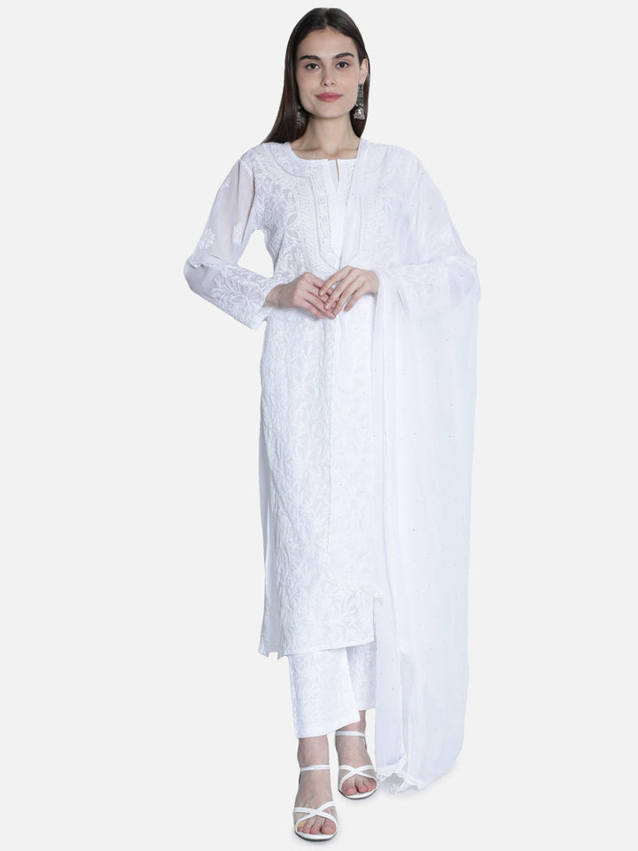 Embroidered-White-Lucknawi-Chikankari-Dupatta