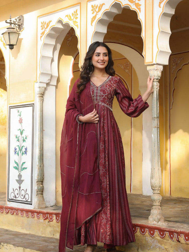 Farah-Wine-Printed-Flared-Gown-With-Dupatta