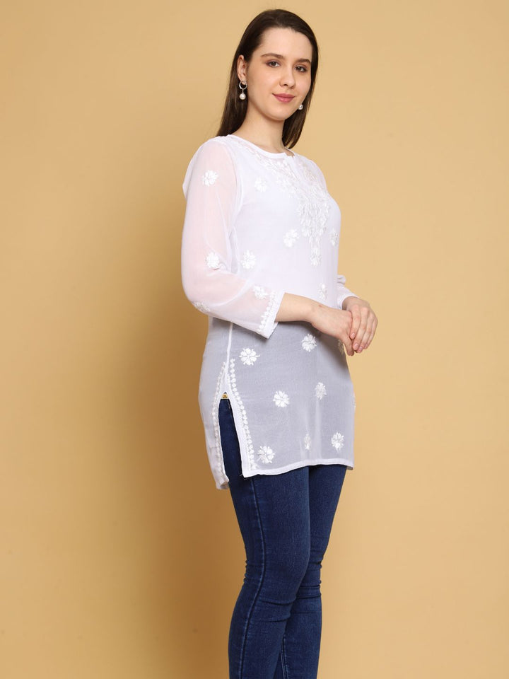 Frost-White-Poly-Georgette-Tunic-Kurti-&-Slip