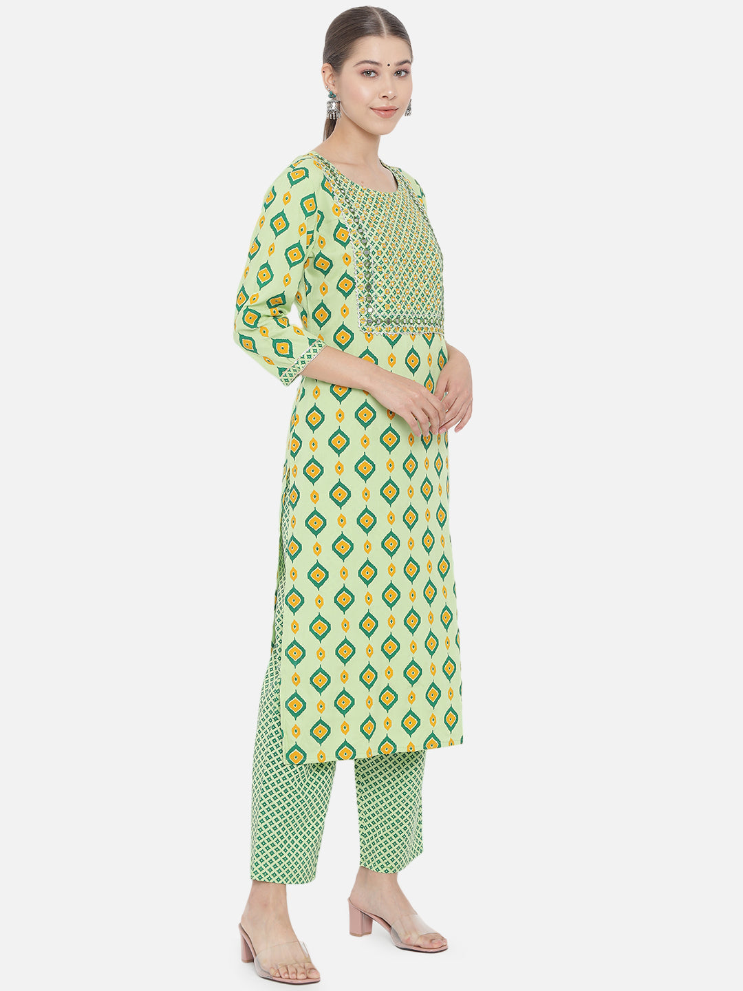 Green Motifs Printed Kurta Set & Dupatta