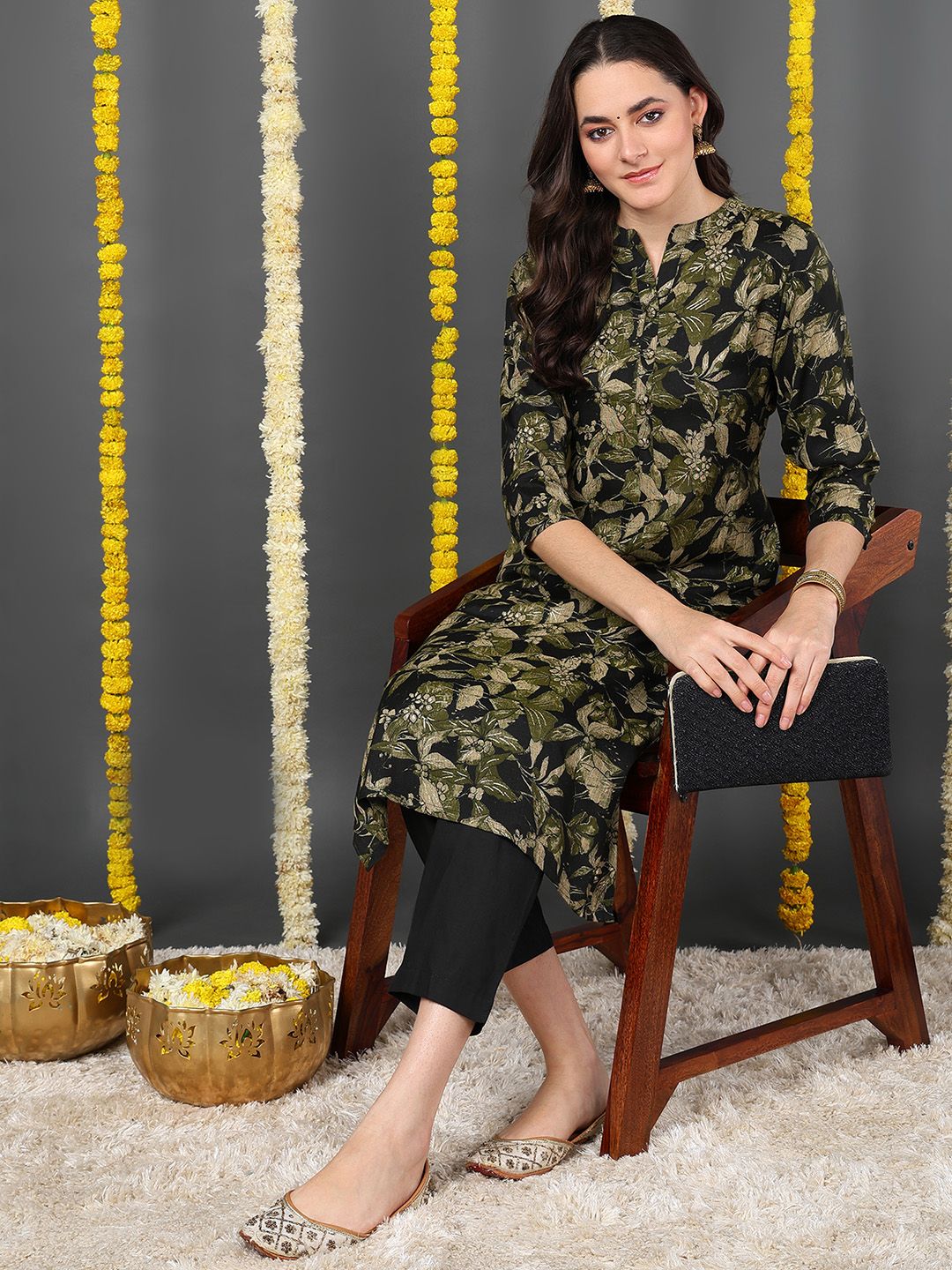 ZERESOUQ-Green-Silk-Blend-Chinese-Collar-Straight-Kurta