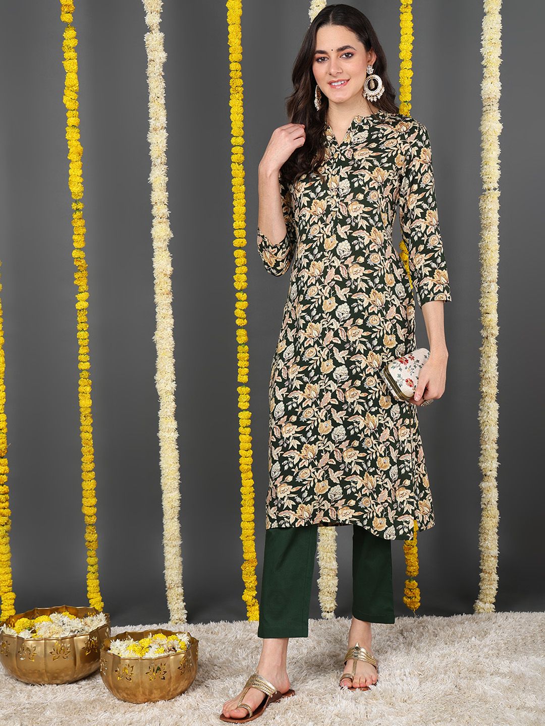 Green Viscose Rayon Floral Printed Straight Kurta