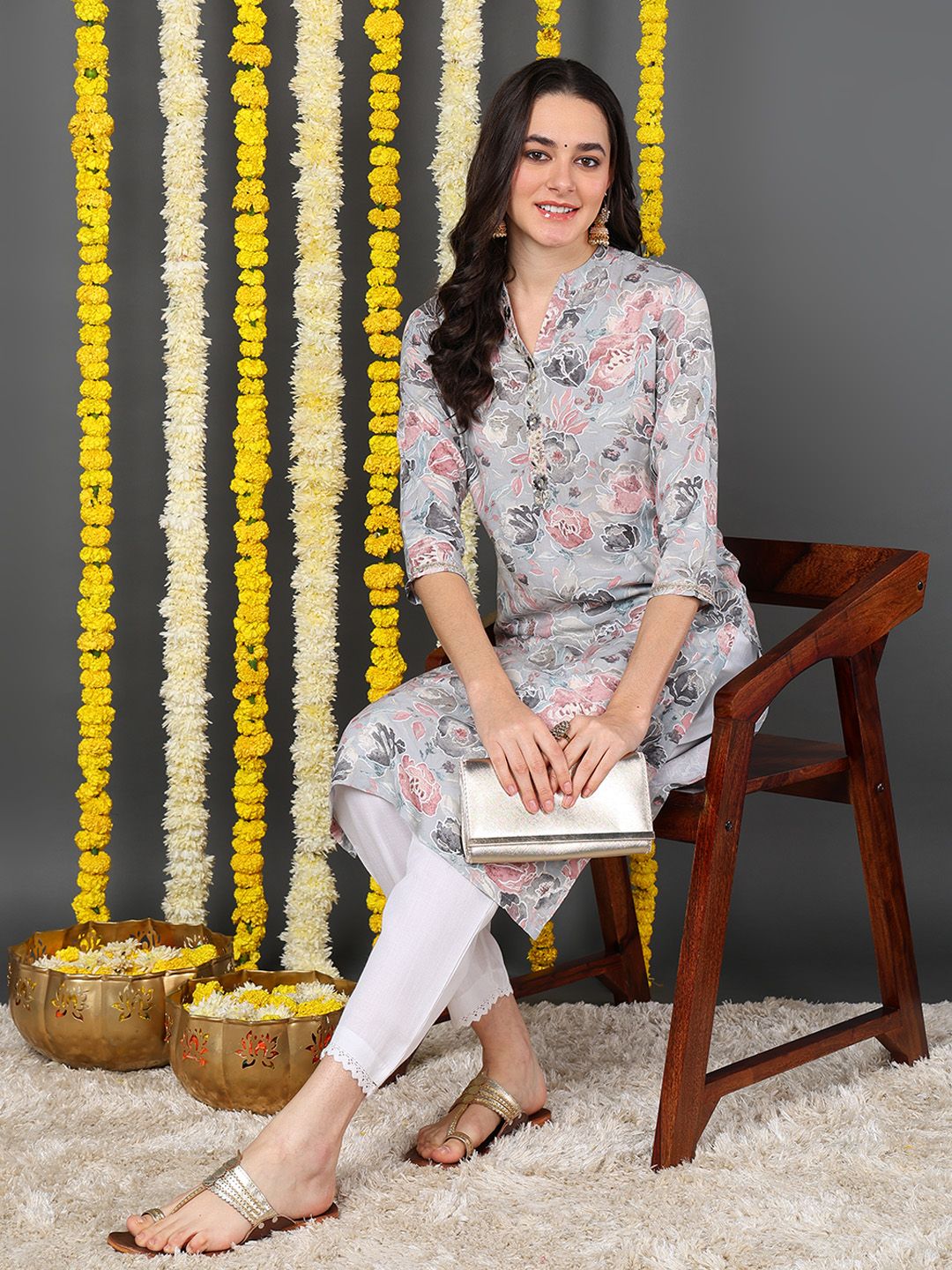 Grey Viscose Rayon Floral Printed Straight Kurta