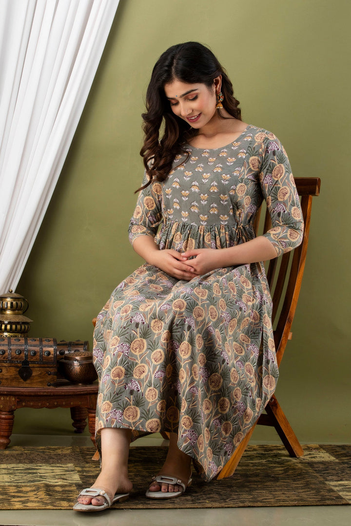 Grey-&-Off-White-Maternity-Baby-Feeding-Dress
