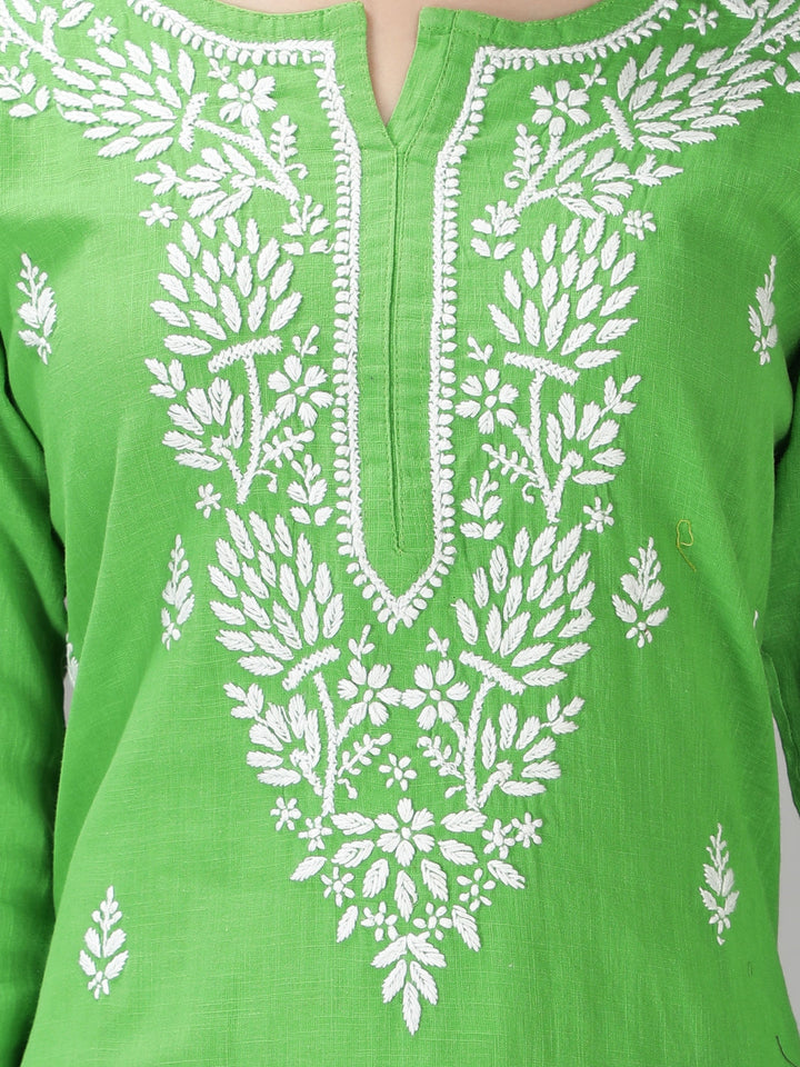 Hand-Embroidered-Green-Chikankari-Kurta