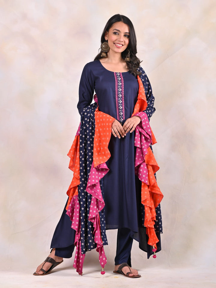 Indigo-Kurta-Pants-Set-With-Bandhani-Dupatta