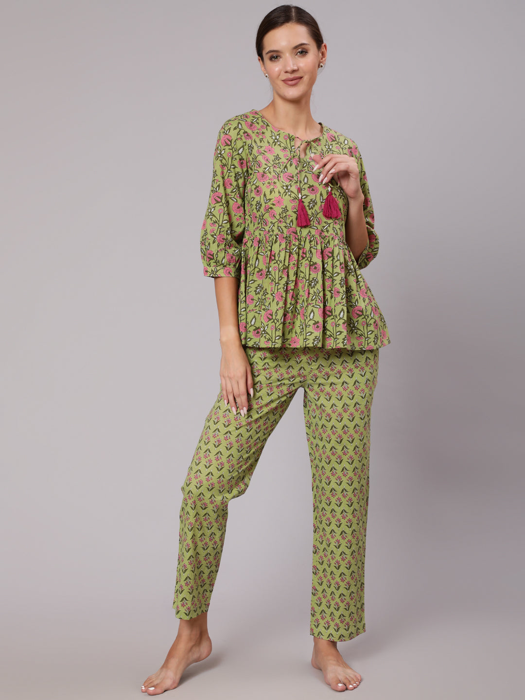Green-Cotton-Printed-Top-&-Pants-Loungewear