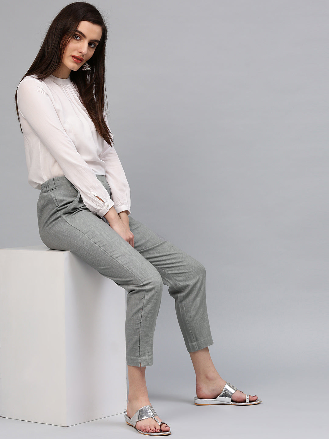 Ash Grey Solid Cotton Slub Casual Trousers
