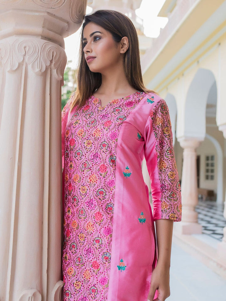 Pink Silk Blend Printed Kurta With Trousers