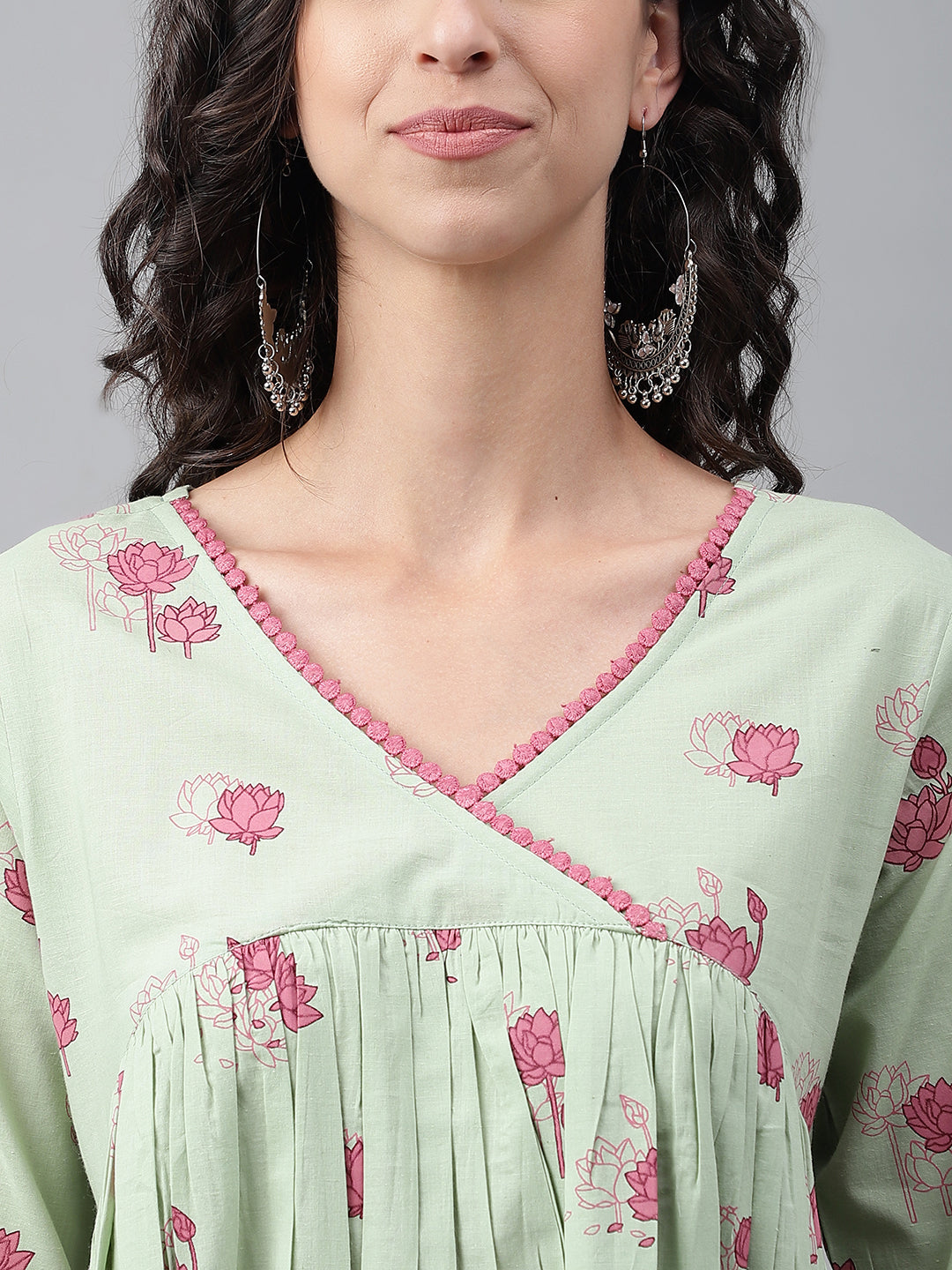 ZERESOUQ-Light-Green-Cotton-Floral-Print-Flared-Kurta