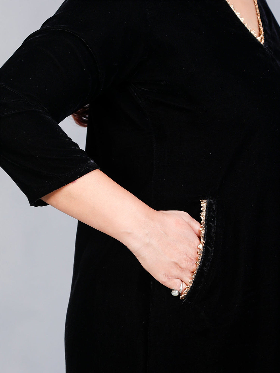 Makhfi Black Velvet Kurta With Pockets