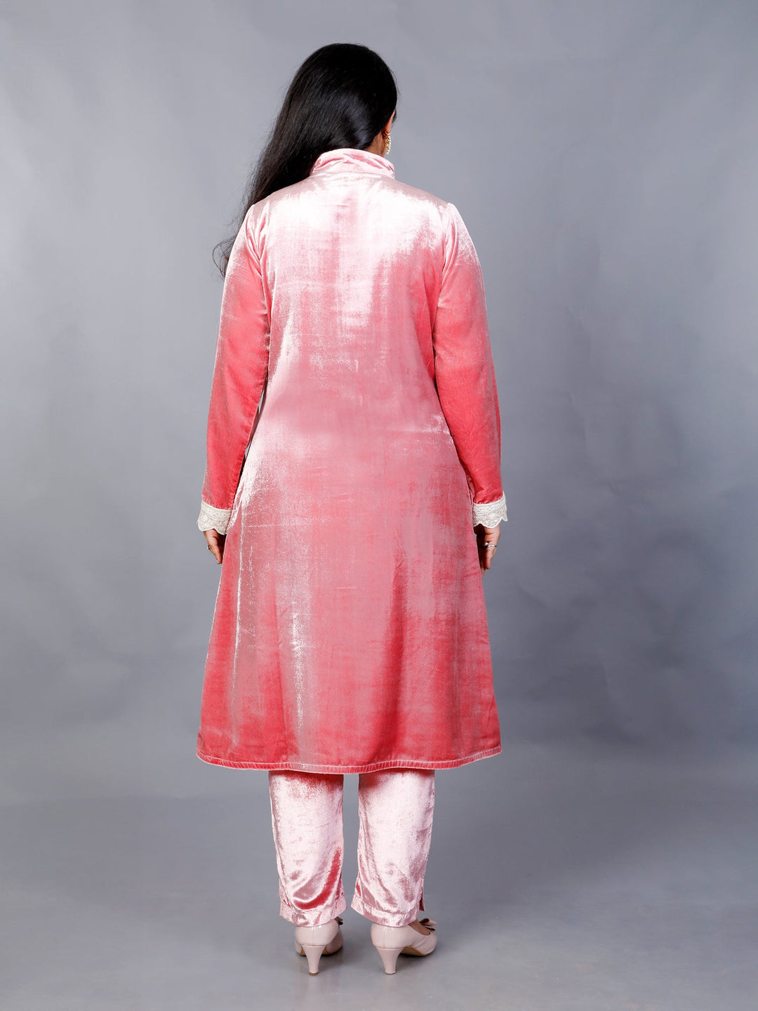 Makhfi Pink Velvet Anchkan Style Laced 2-Piece Kurta Set