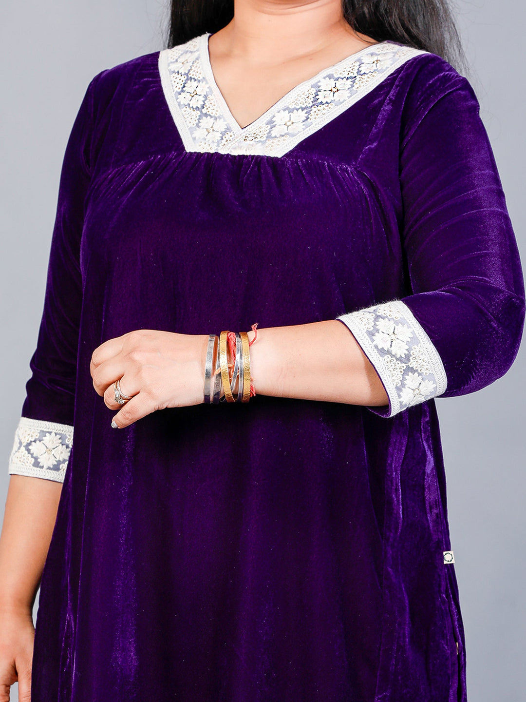 Makhfi Purple Velvet V-Neck 2-Piece Kurta Set