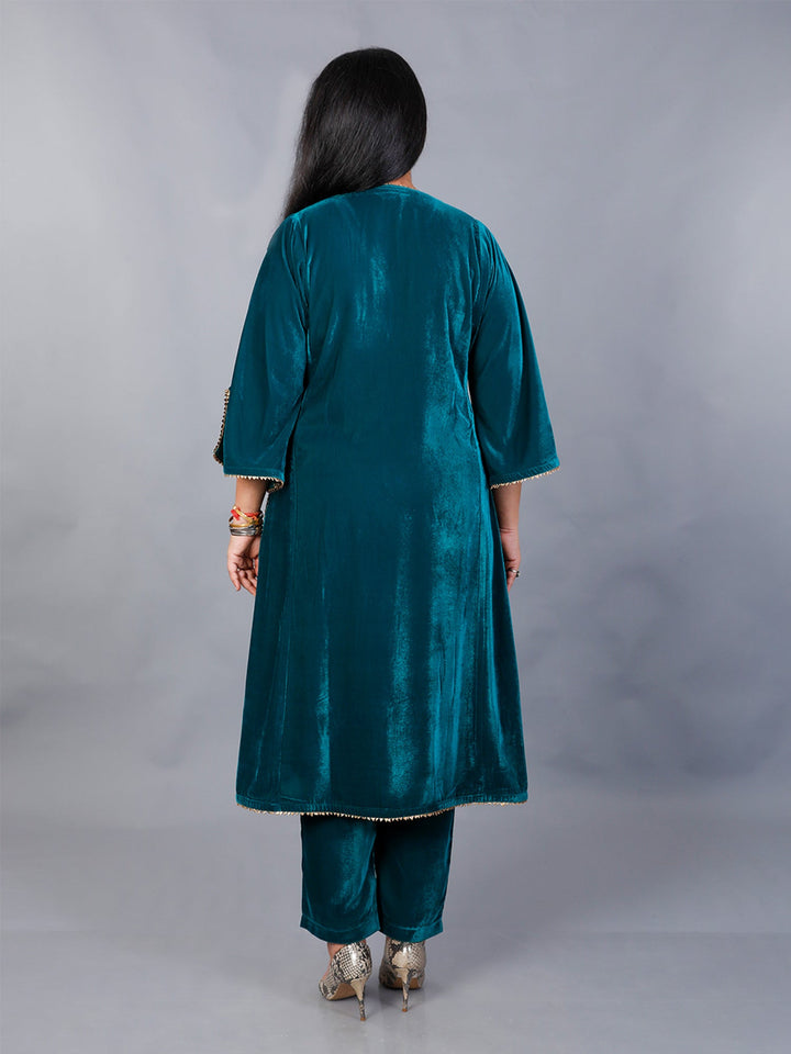 Makhfi Teal Velvet Choda Style 2-Piece Kurta Set