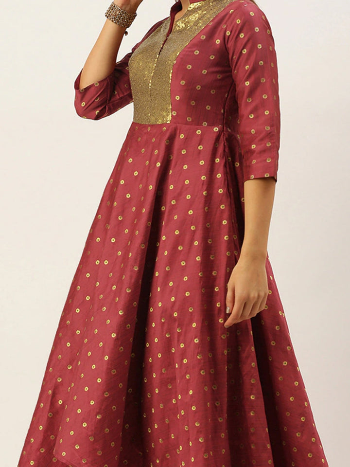 Maroon-Collar-Neck-Style-High-&-Low-Dress
