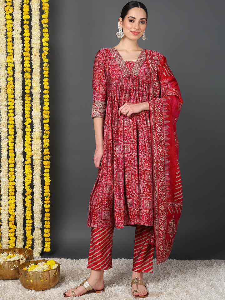 ZERESOUQ-Maroon-Polyester-Ethnic-Motifs-Printed-Flared-Kurta-Trouser-With-Dupatta