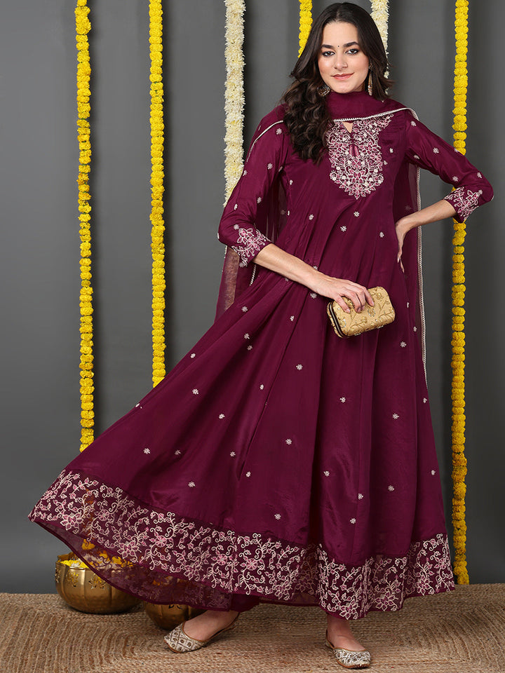 ZERESOUQ-Maroon-Silk-Blend-Solid-Yoke-Design-Flared-Kurta-Trouser-With-Dupatta