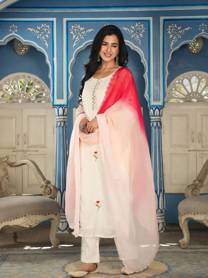 Masakali-White-Kurta-Set-&-Red-Shaded-Dupatta