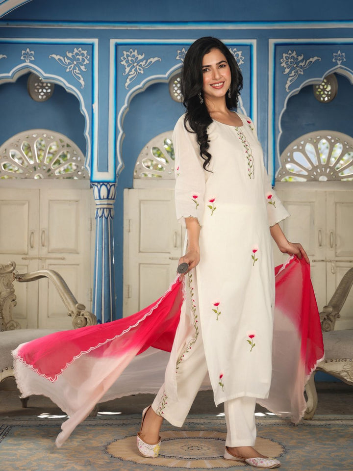 Masakali-White-Kurta-Set-&-Red-Shaded-Dupatta