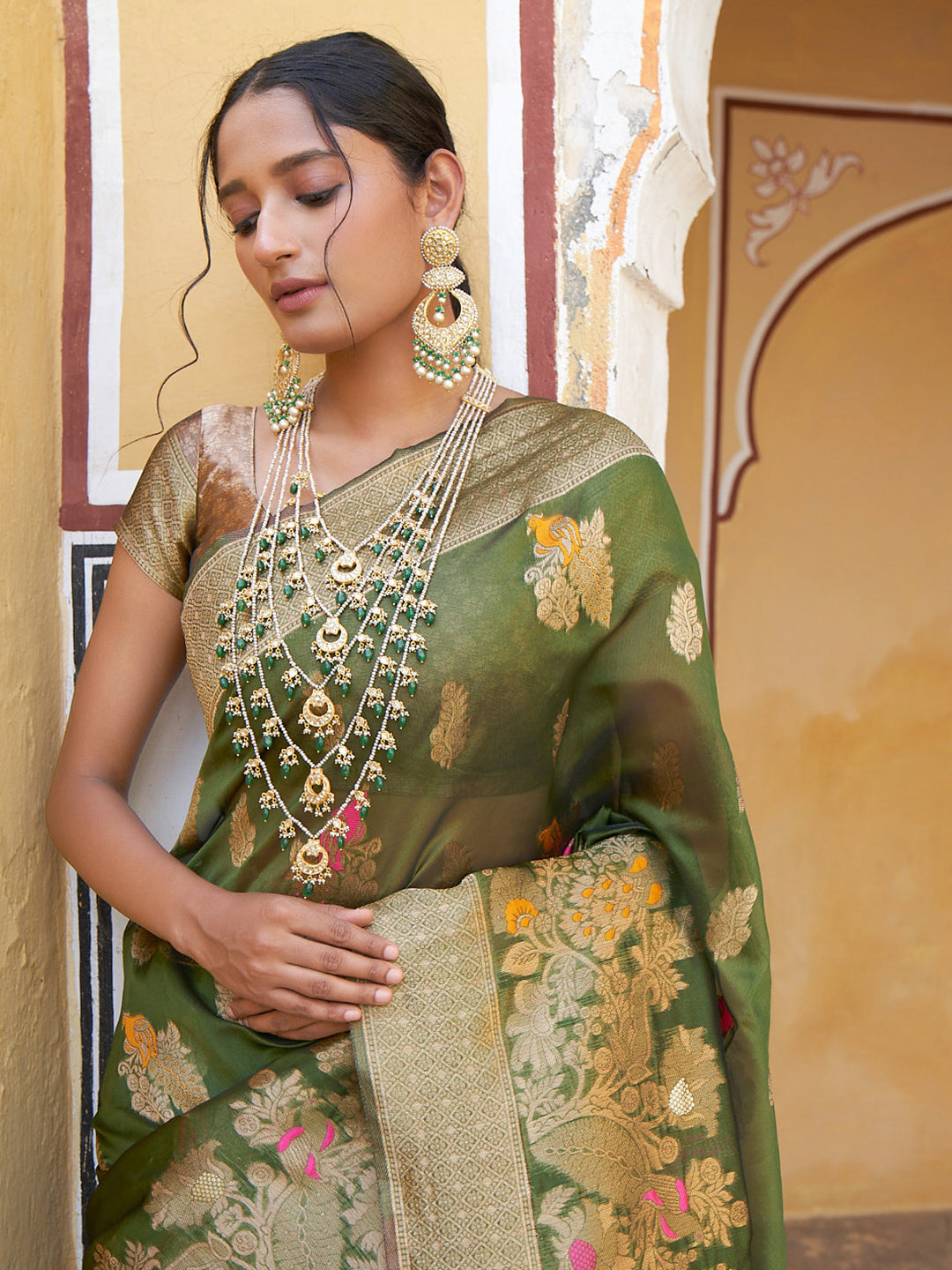 ZERESOUQ-Mehendi-Green-Woven-Ethnic-Kanjeevaram-Organza-Festive-Saree