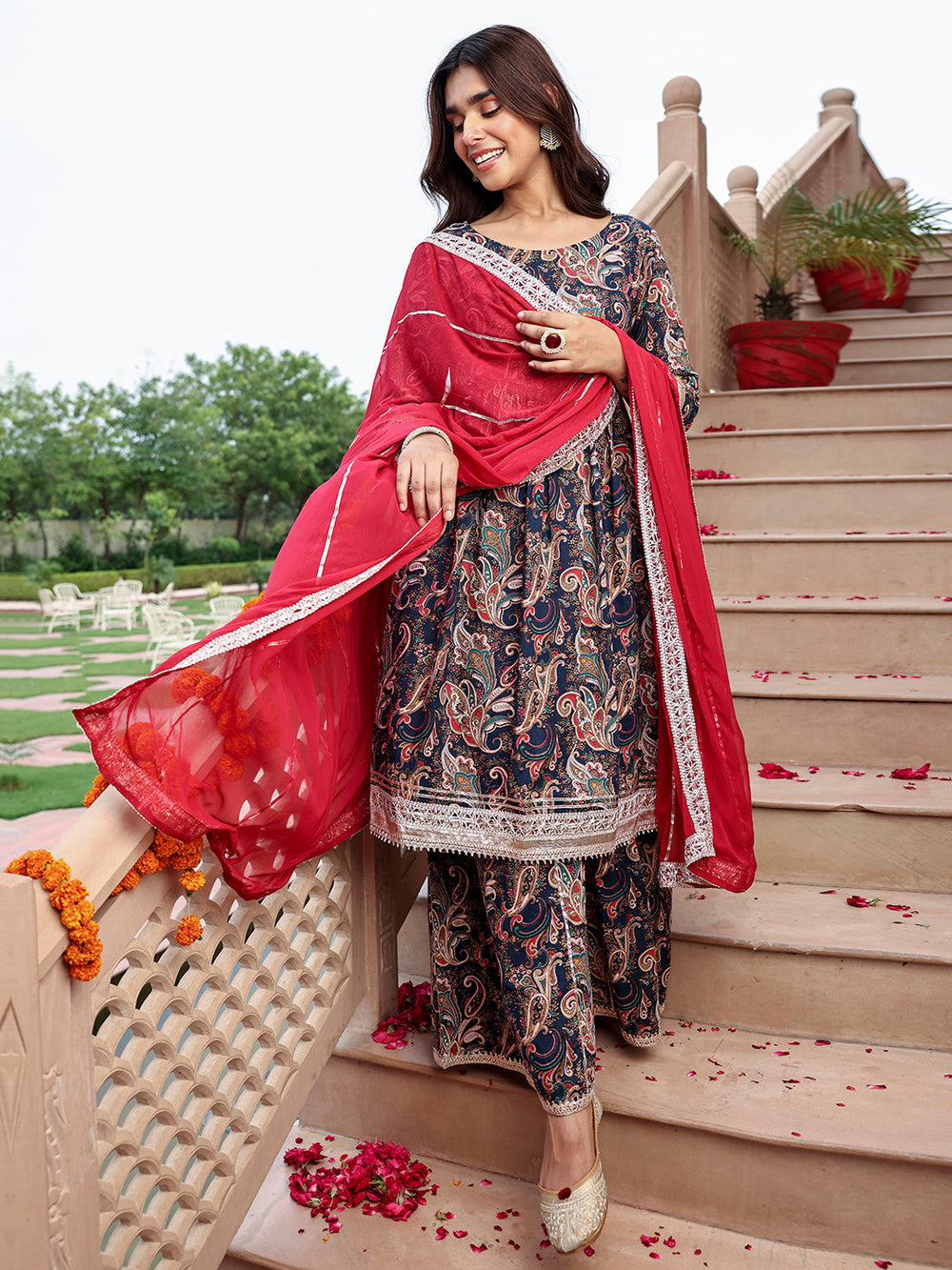 ZERESOUQ-Midnight-Blue-&-Red-Cotton-Ethnic-Printed-3-Piece-Kurta-Set