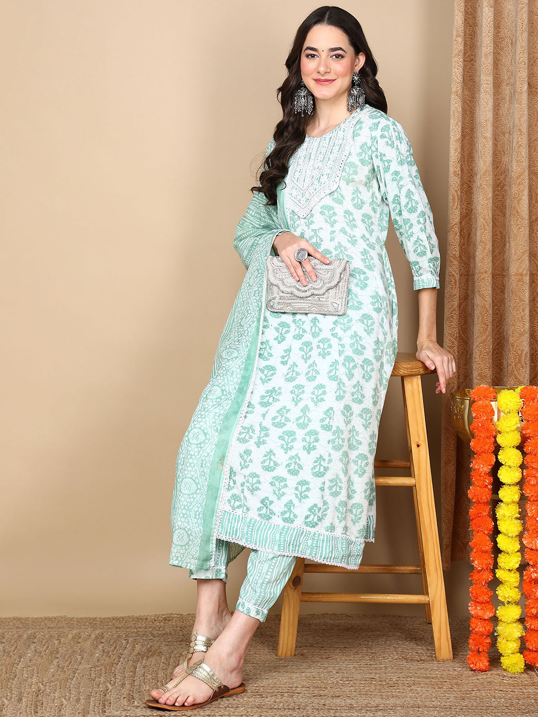 ZERESOUQ-Green-Viscose-Rayon-Ethnic-Motifs-Printed-Flared-Kurta-Trouser-With-Dupatta