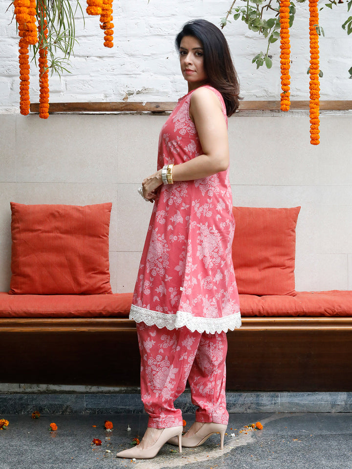 Mishri Pink Cotton Lace Details A-Line Kurta With Pant