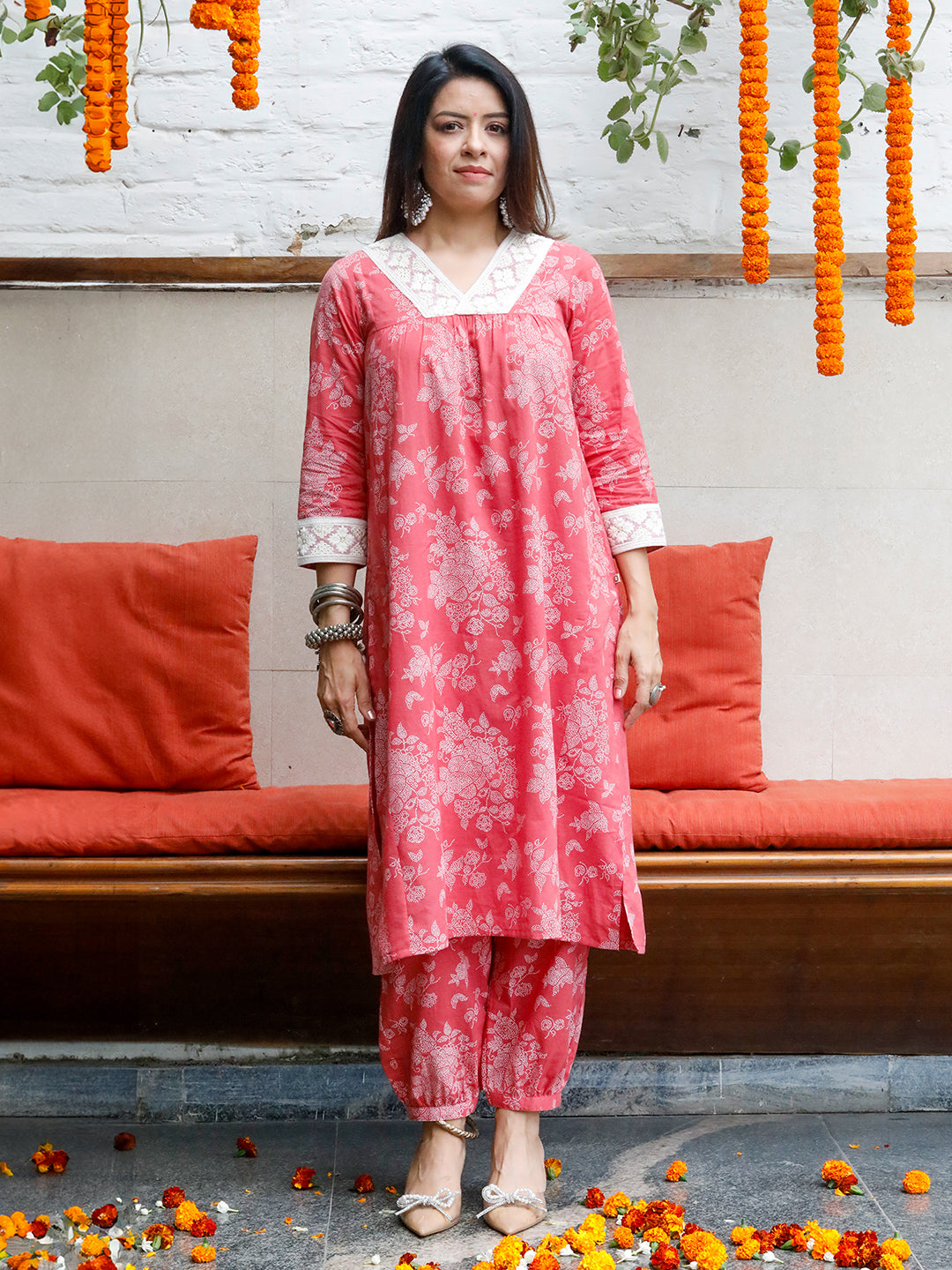 Mishri Pink V-neck With Lace Details Kurta With Harem Pant