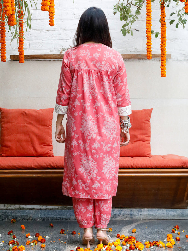 Mishri Pink V-neck With Lace Details Kurta With Harem Pant
