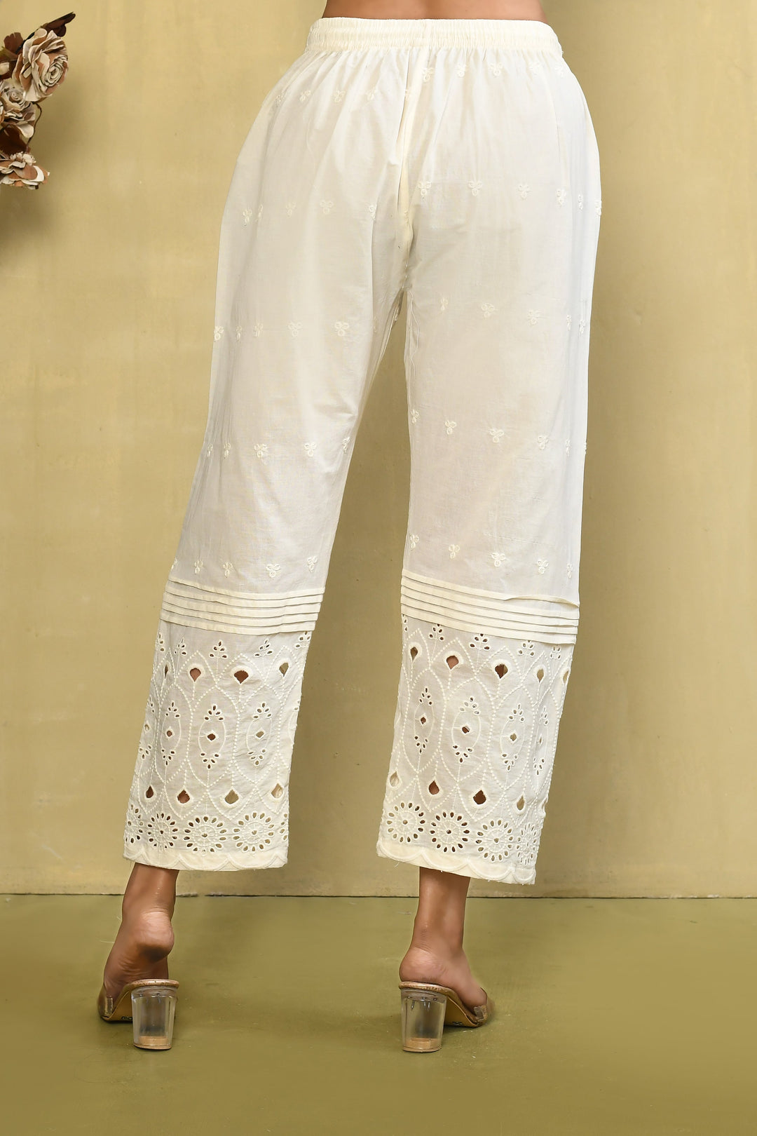Off-White Straight Pant With Shciffli Cutwork