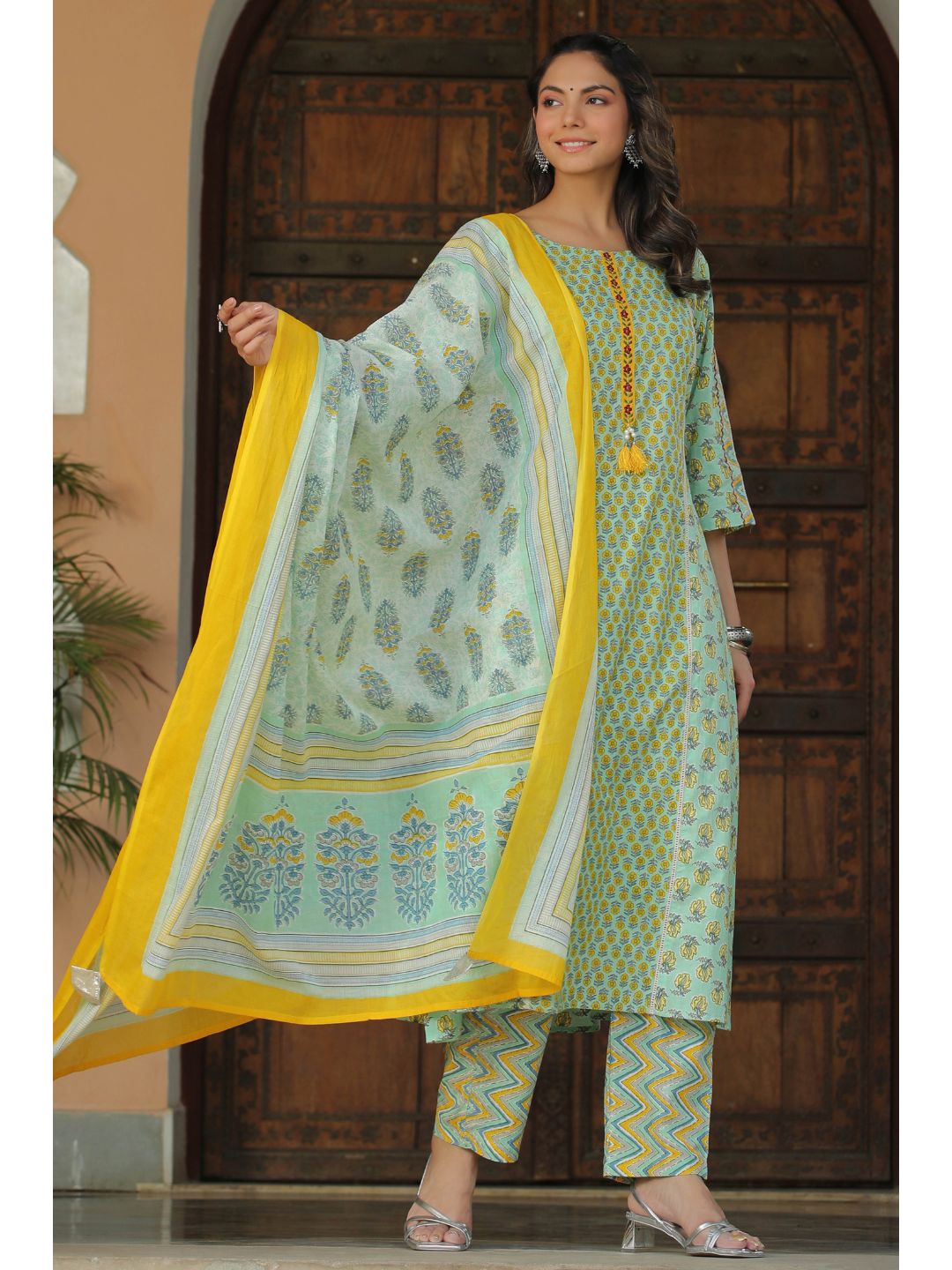 Pastel Green & Yellow Floral Printed Suit Set