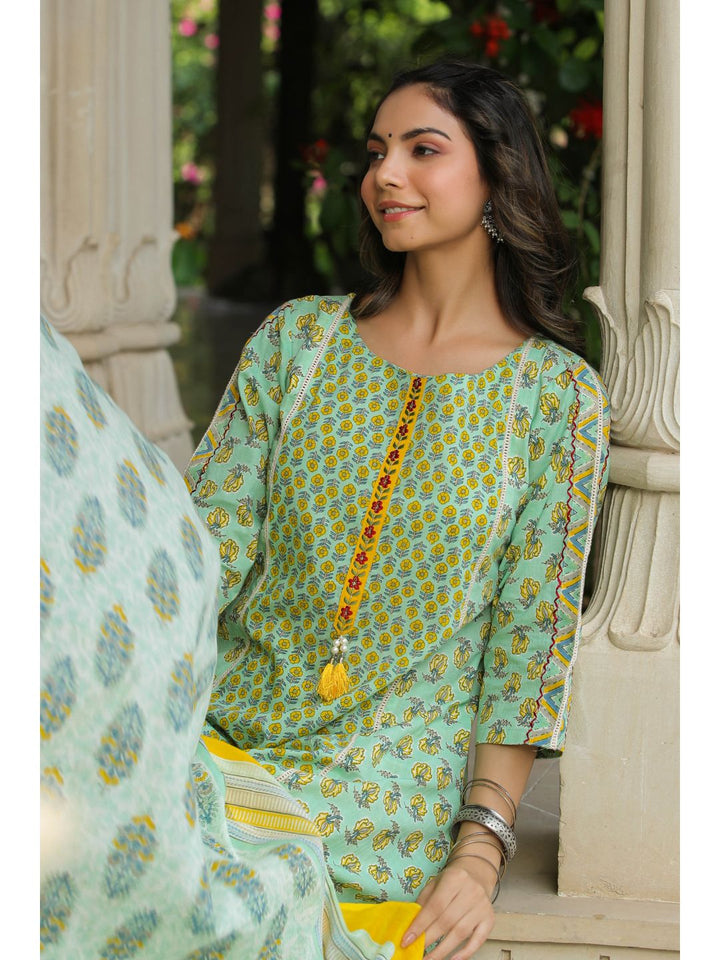 Pastel Green & Yellow Floral Printed Suit Set